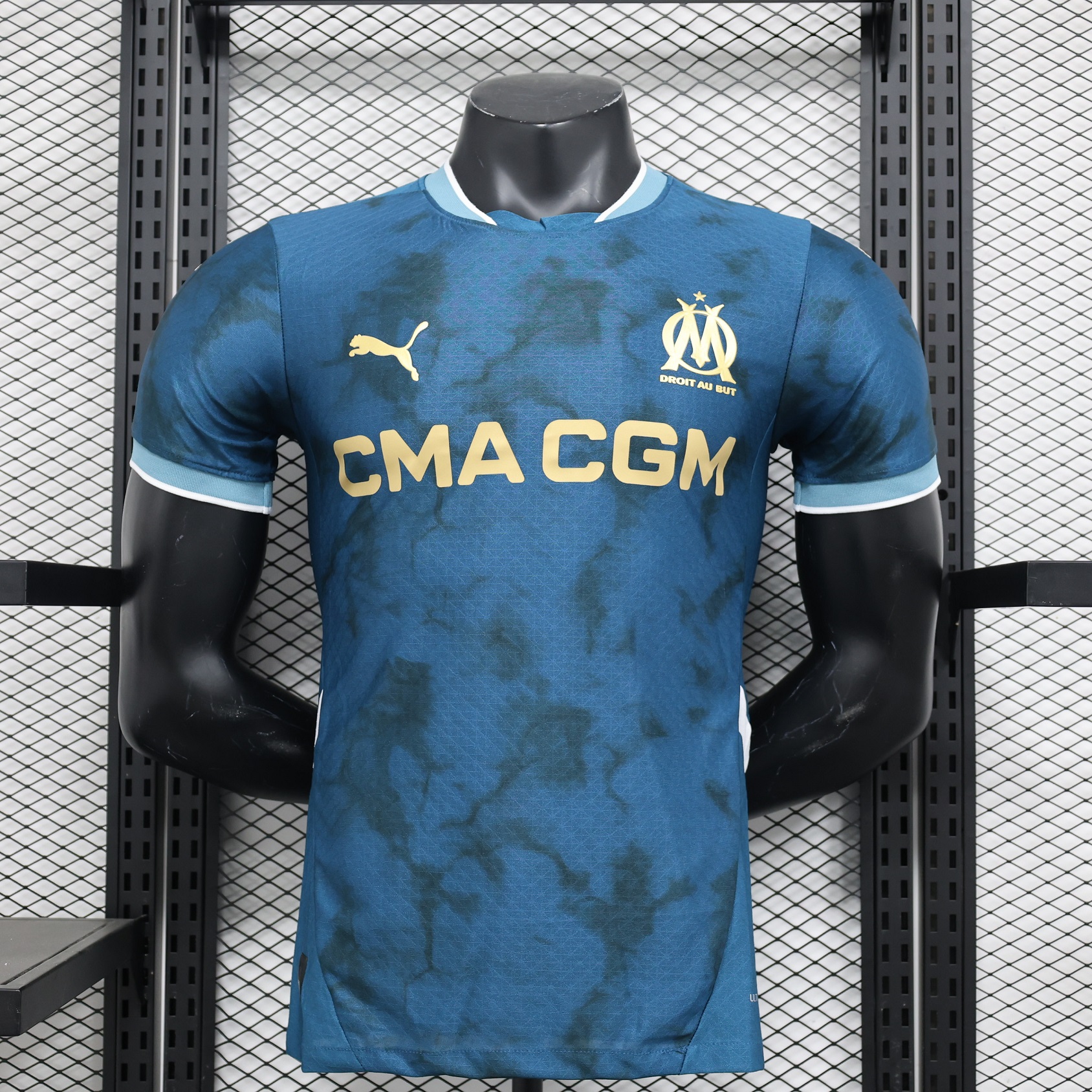 24 25 players away from marseille