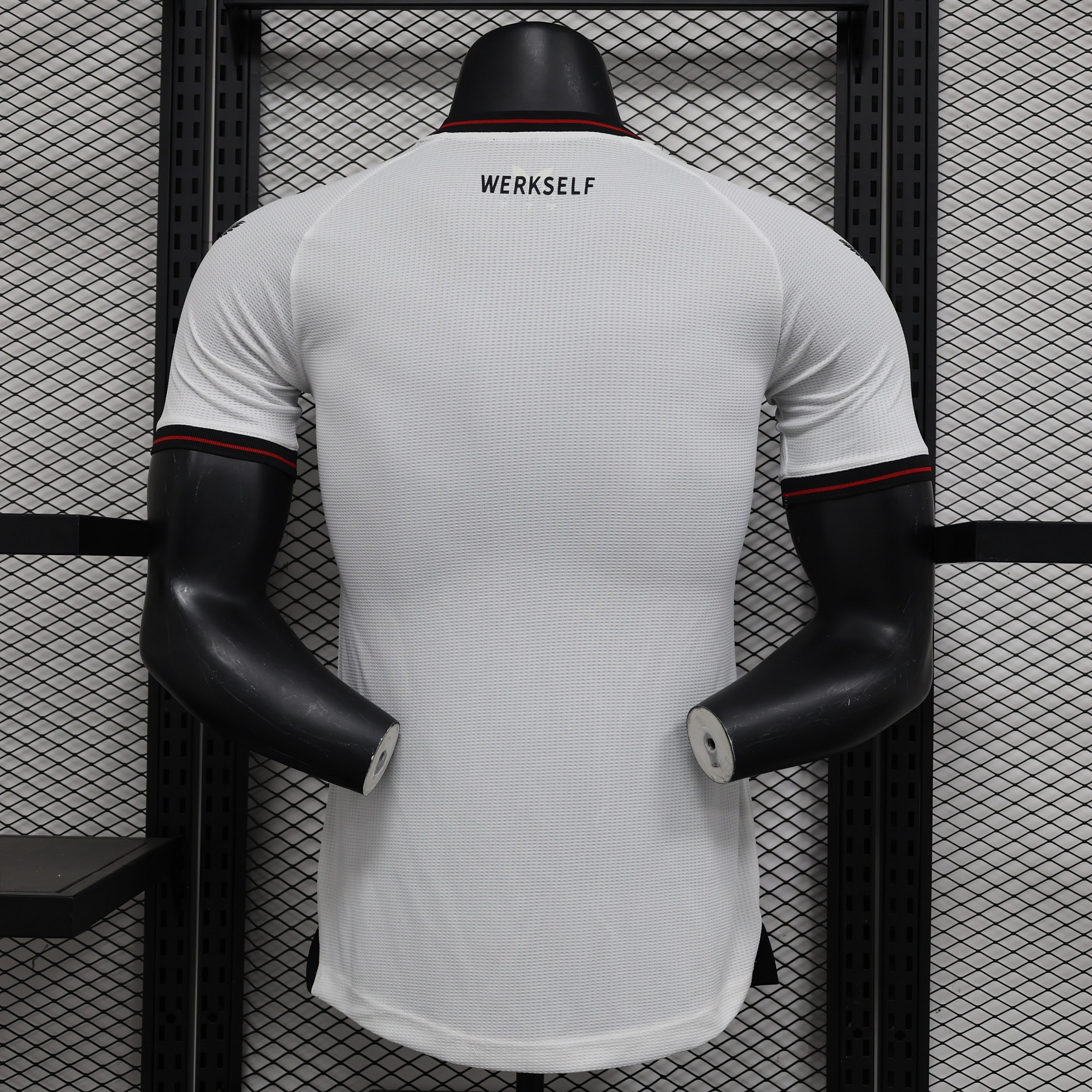 24 25 player leverkusen away