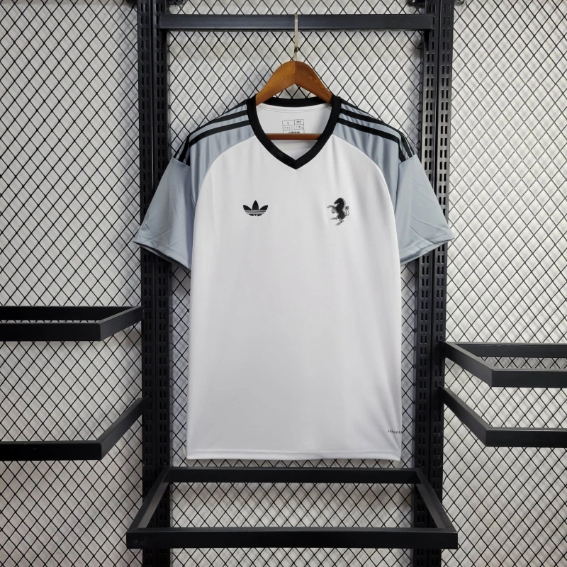 24/25 Juventus FC Third Goalkeeper Jersey