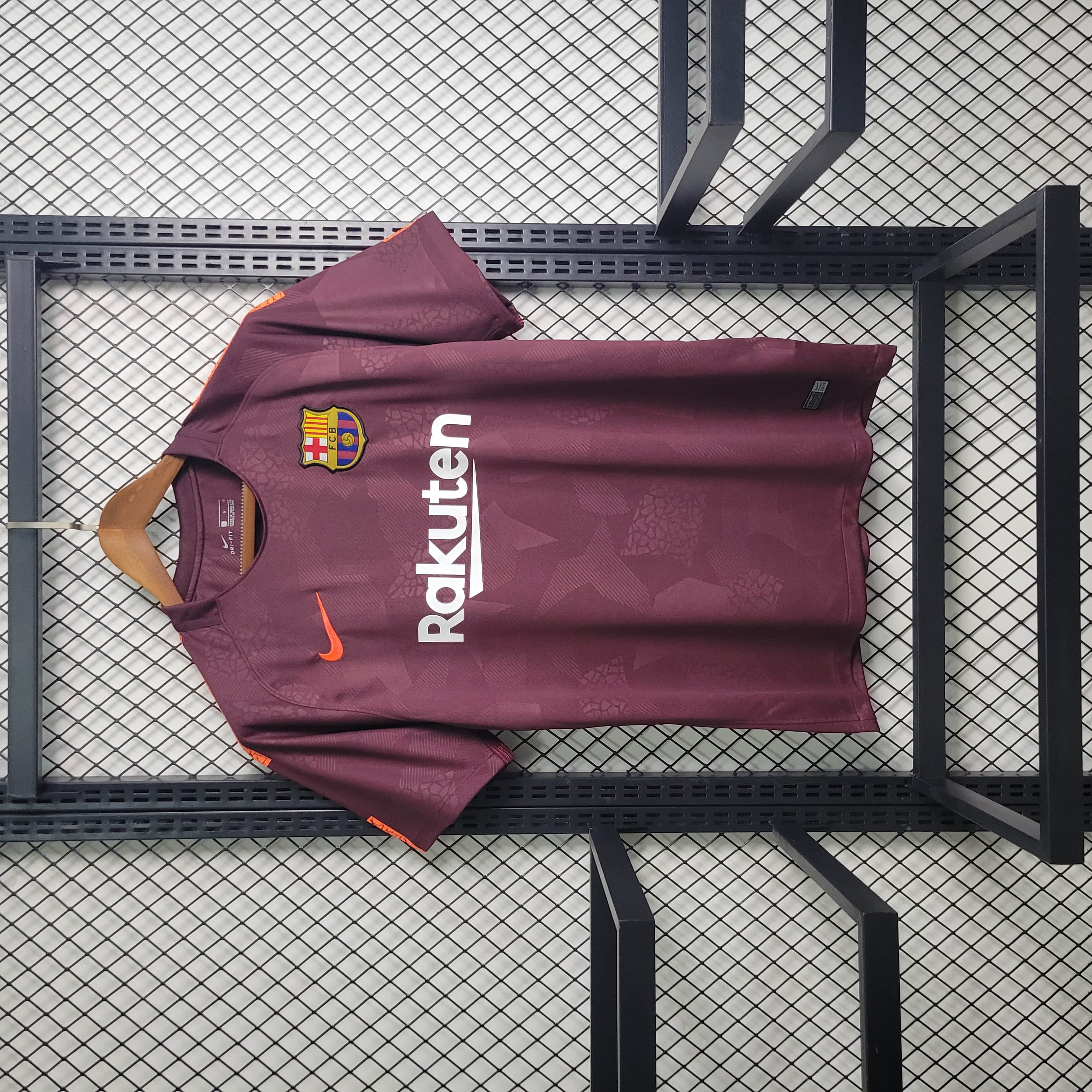 18/19 Retro Barcelona Jersey