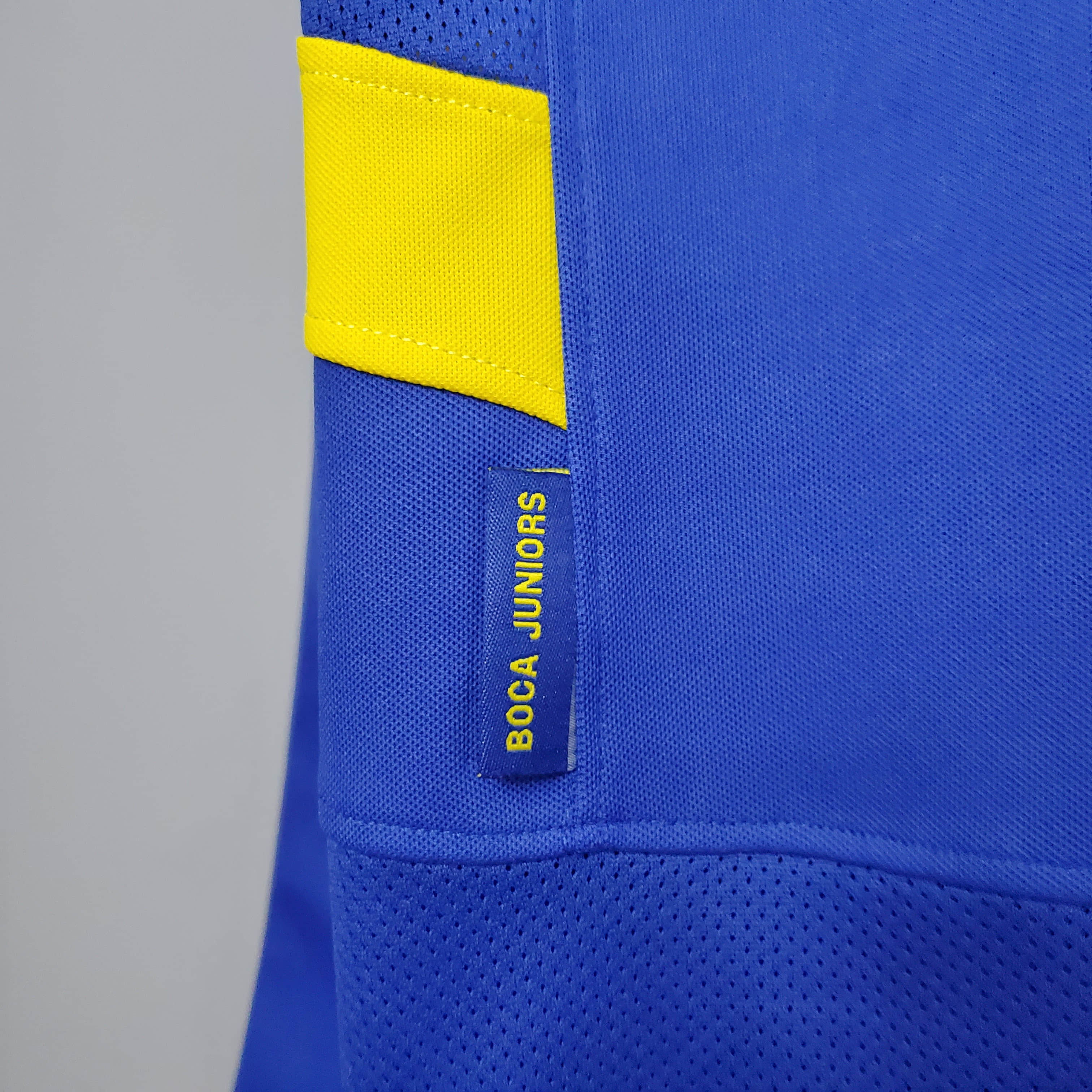 Retro Boca Juniors 03/04 home S-XXL