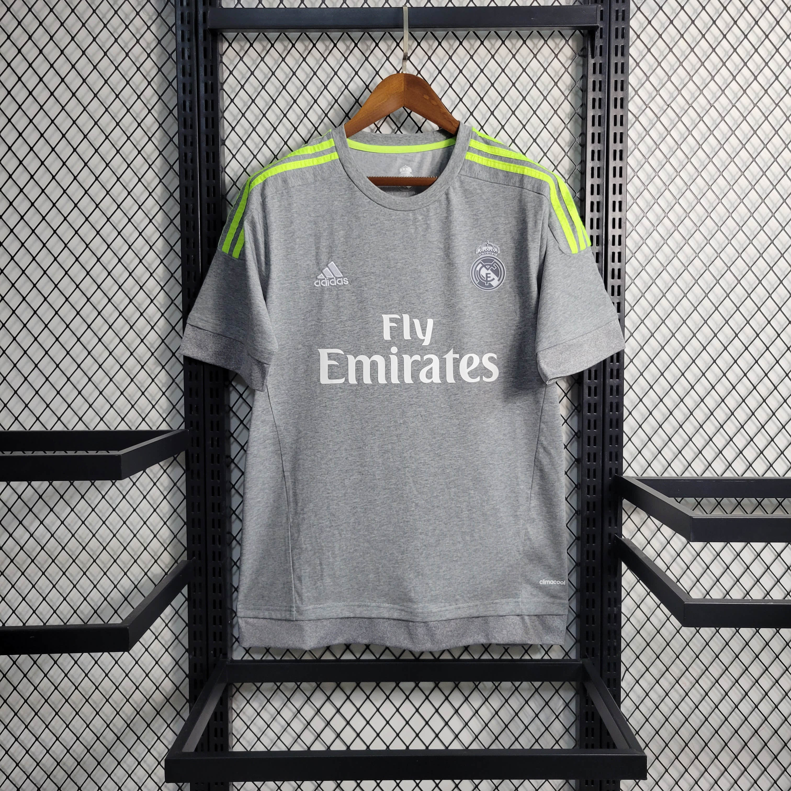 Retro 2015/16 Real Madrid away