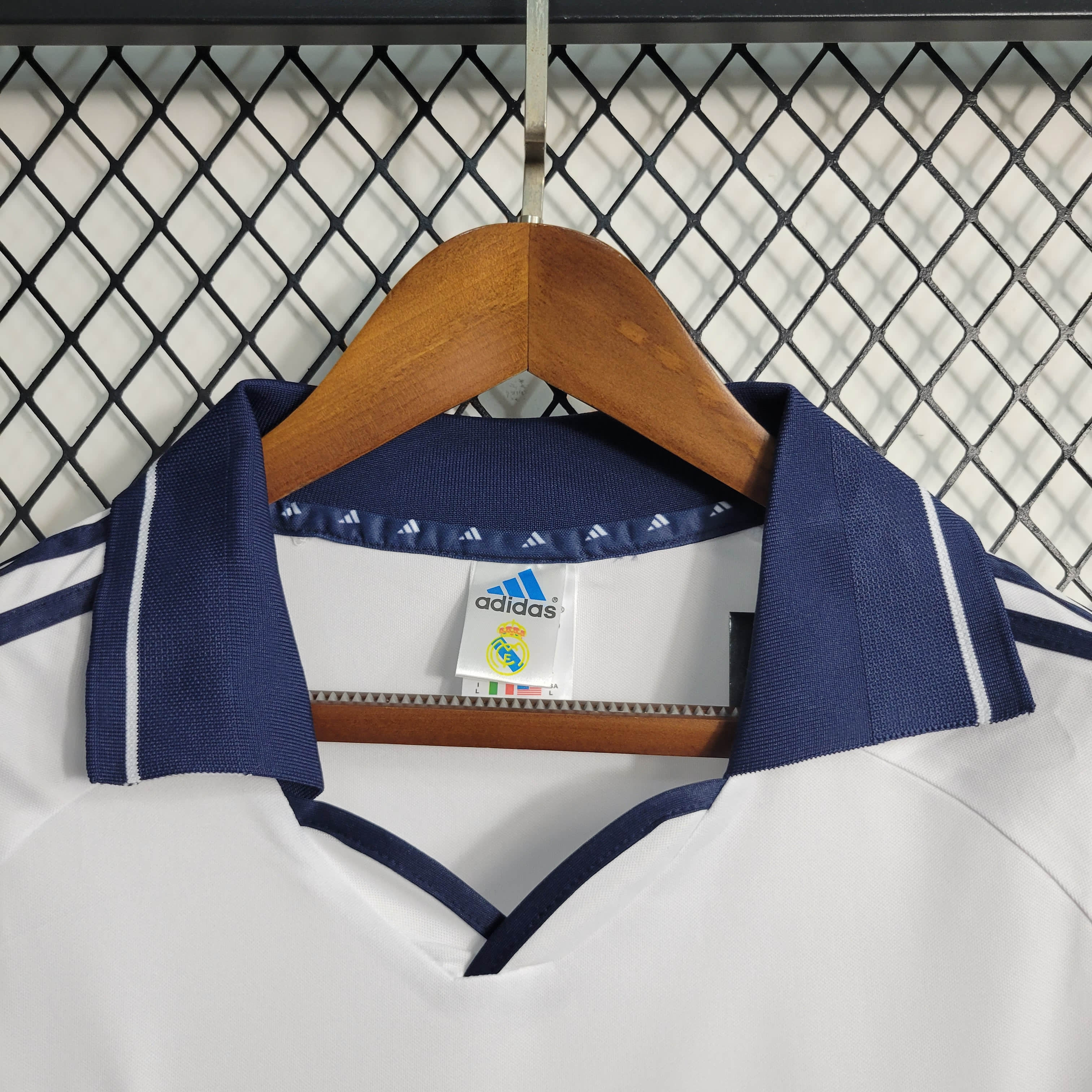 Retro 00/01 Real Madrid Home