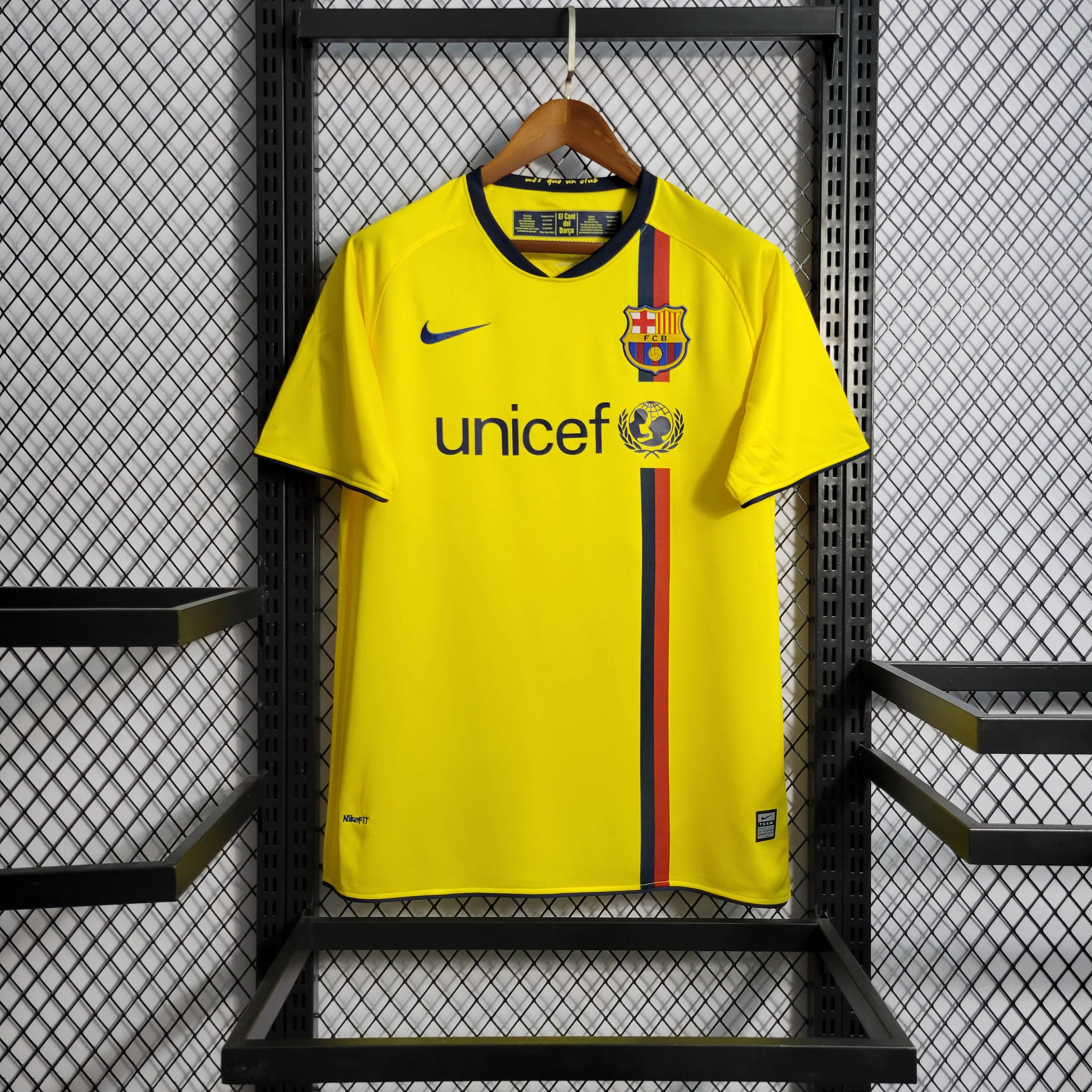 08/09 Retro Barcelona Away Jersey
