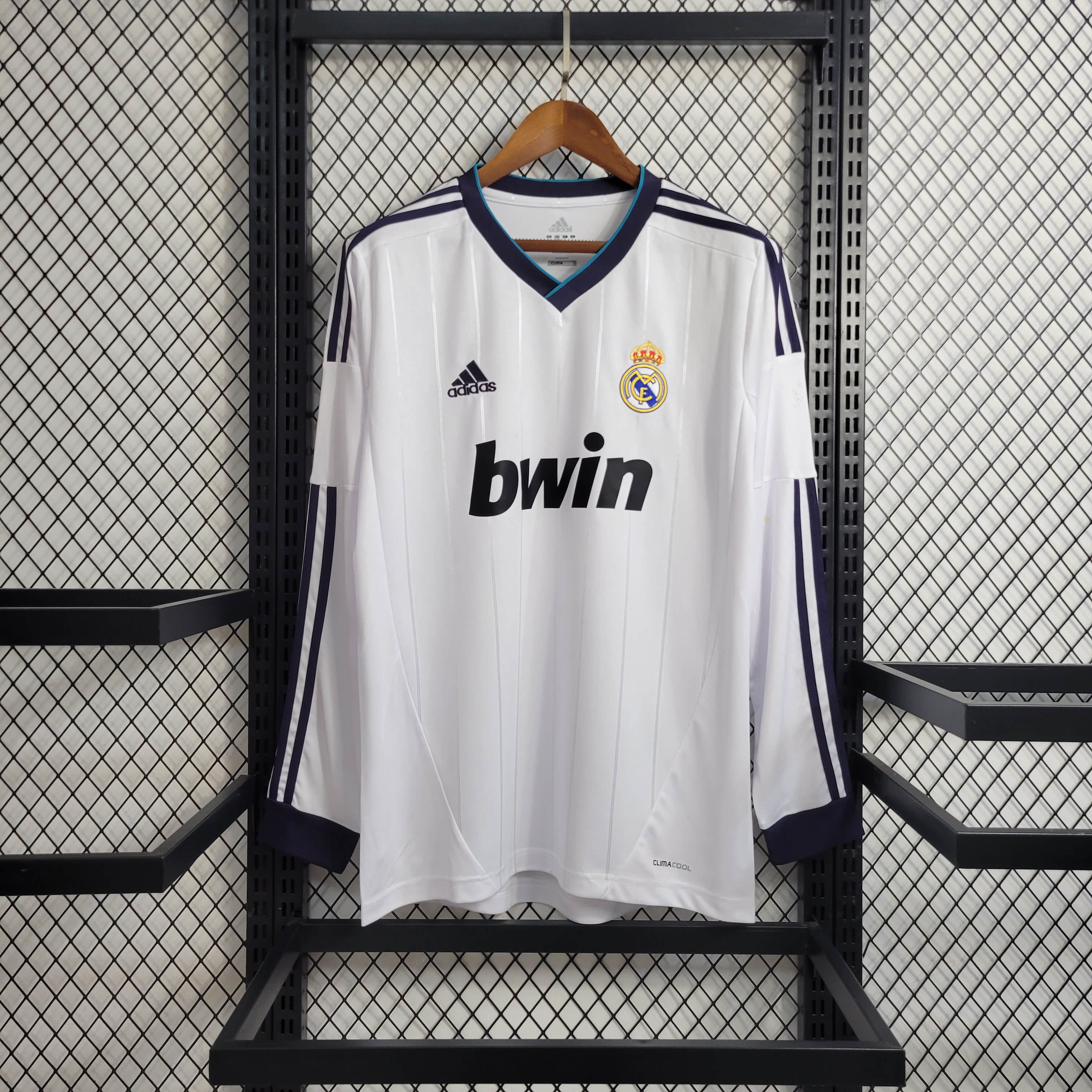 12/13 Retro Real Madrid Home Jersey