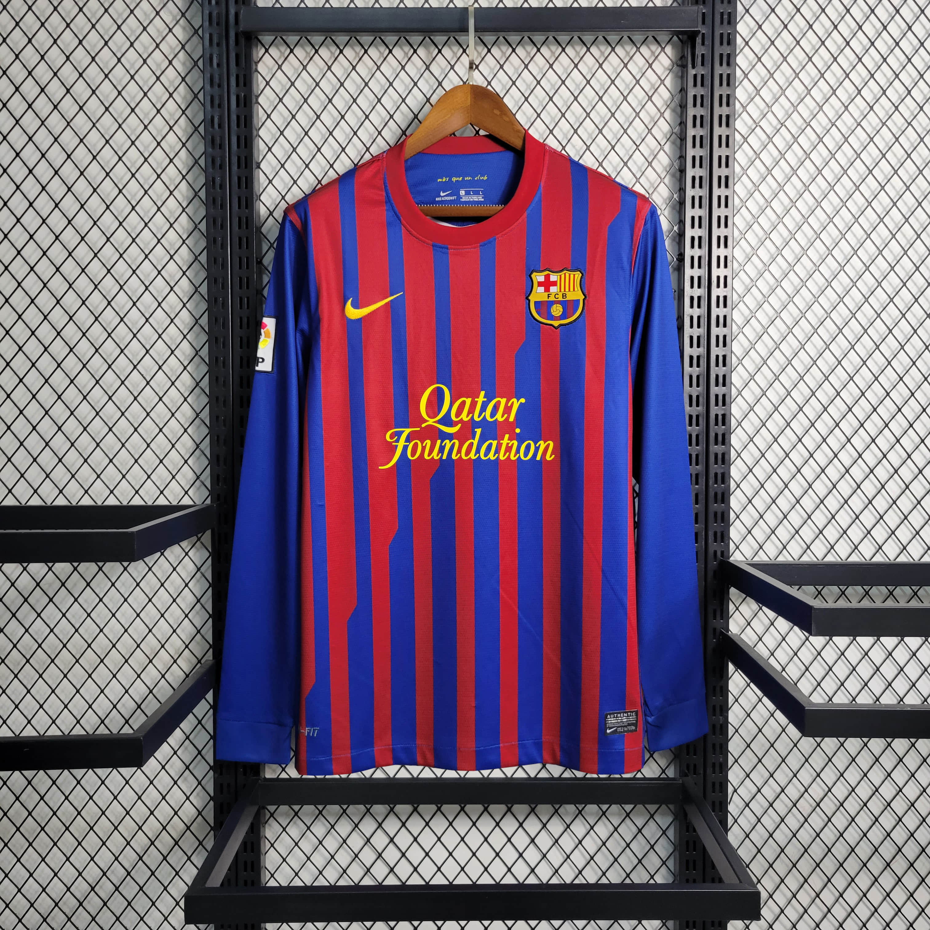 11/12 Retro Long Sleeve Barcelona Home Jersey