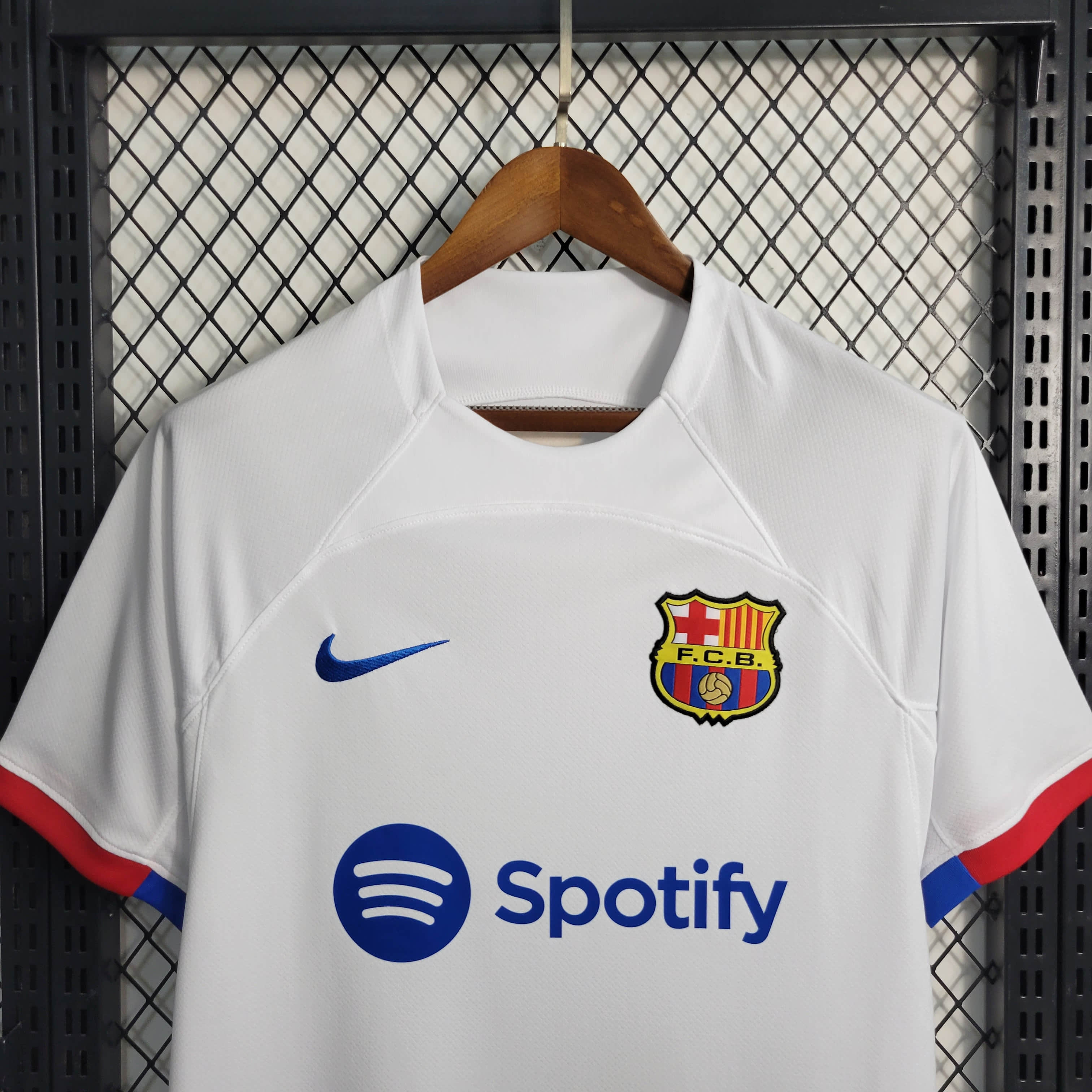 23/24 Barcelona away