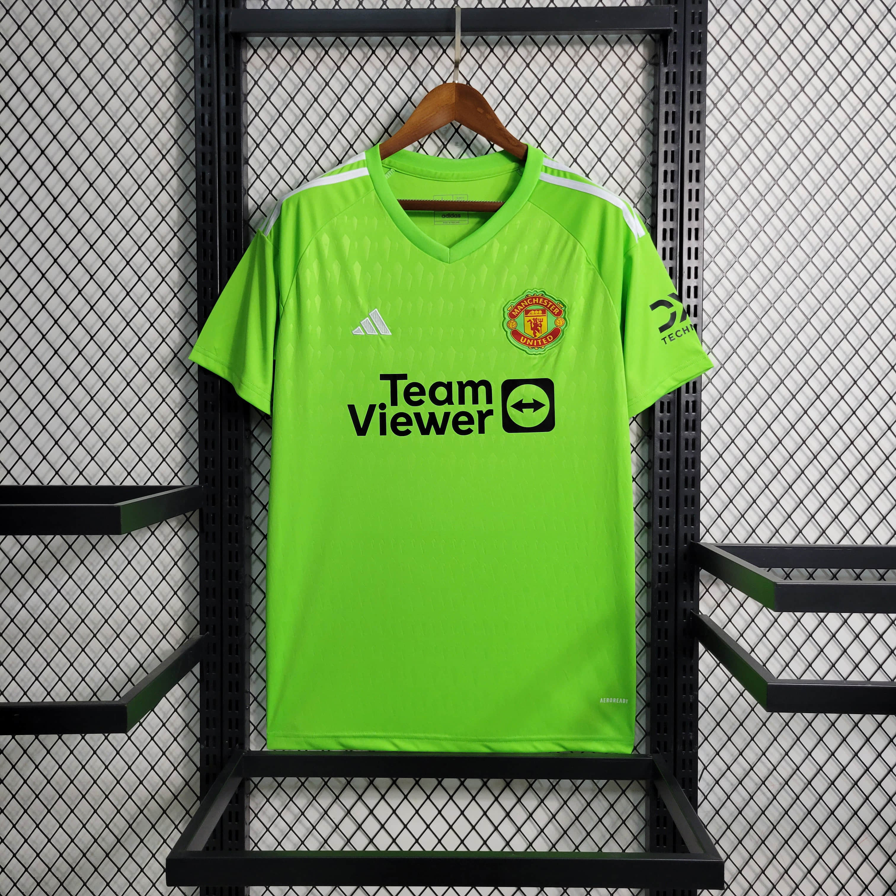 23/24 Manchester United Home Goalkeeper Jersey