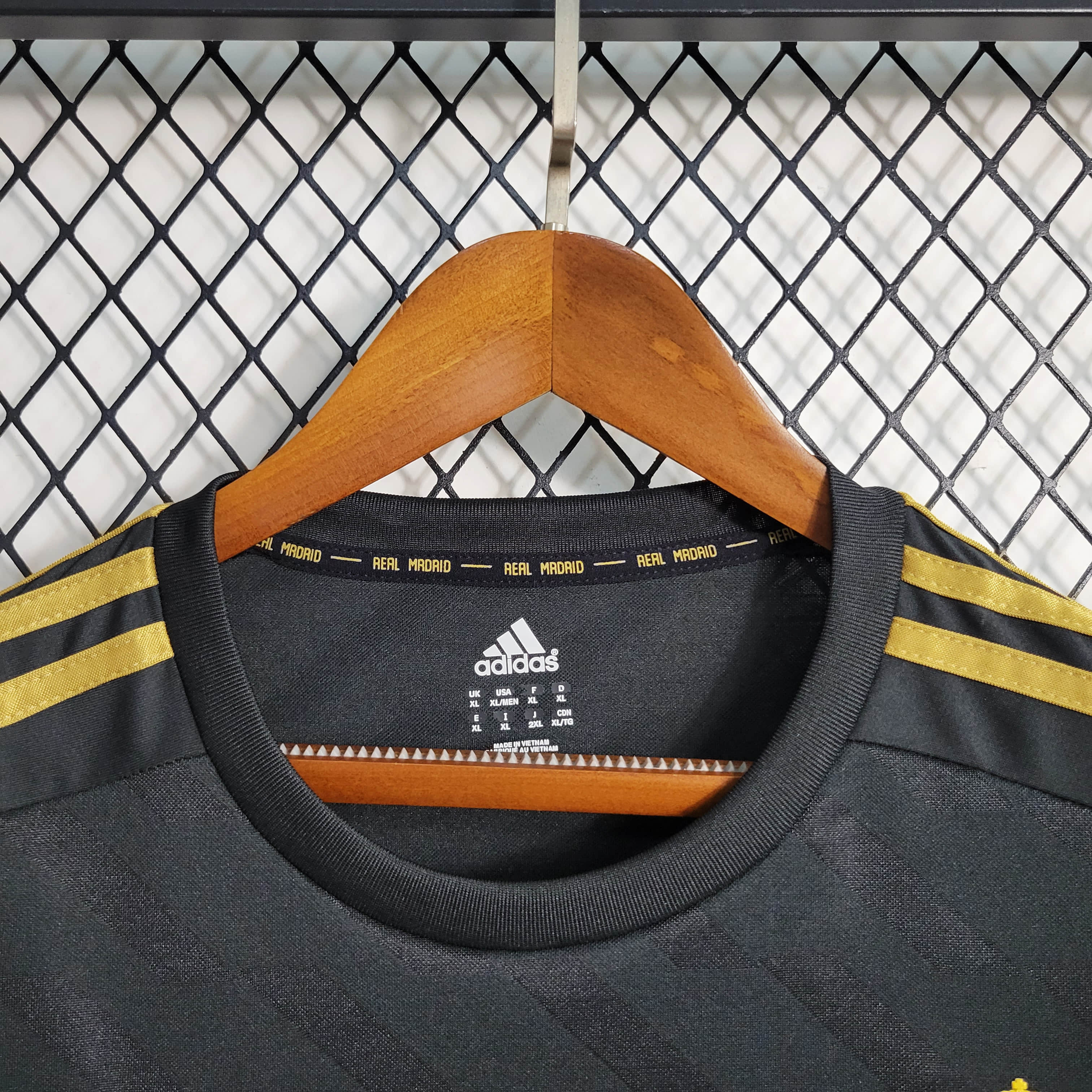Retro 2011/12 Real Madrid Away