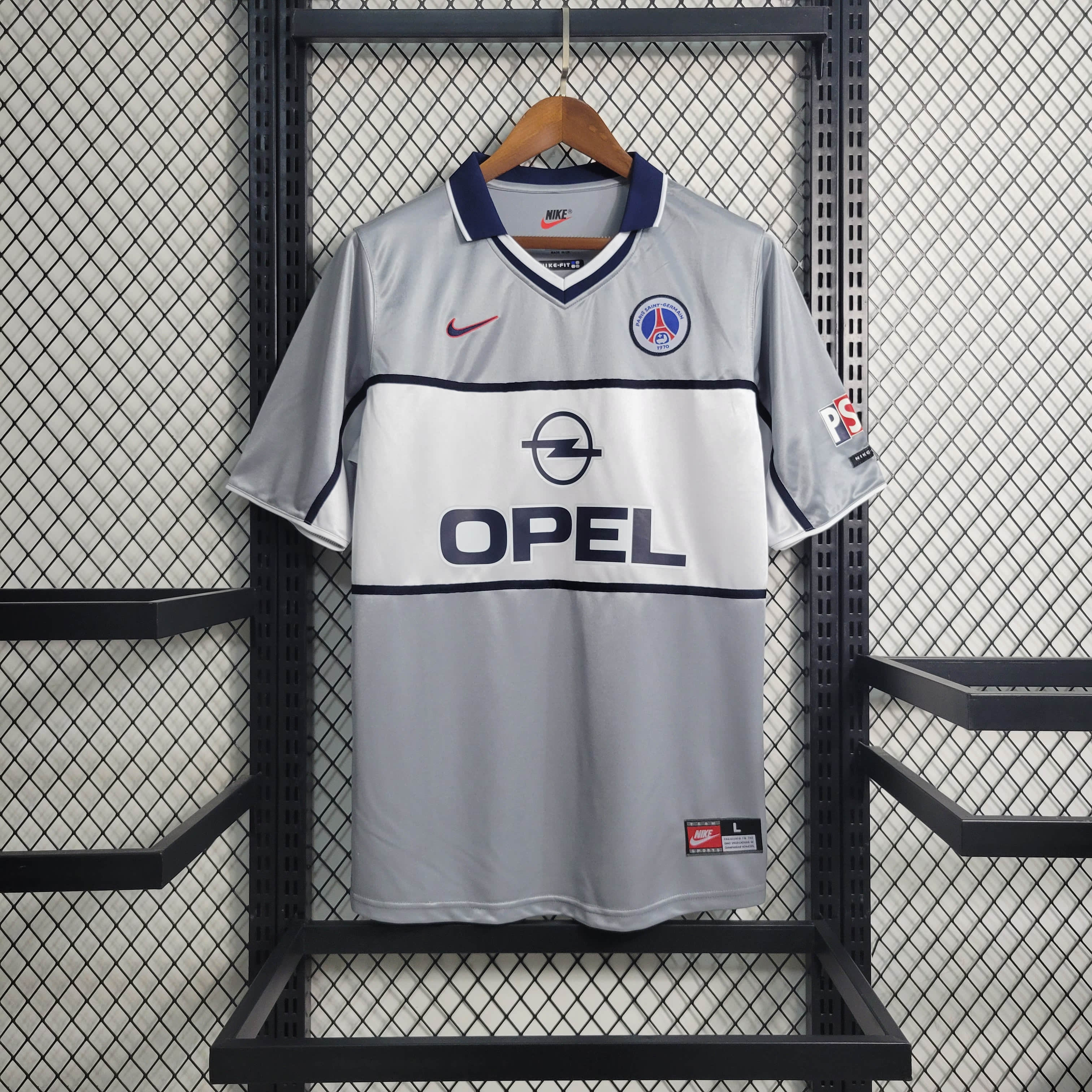 Retro 2000 Paris Saint-Germain away size S-XXL