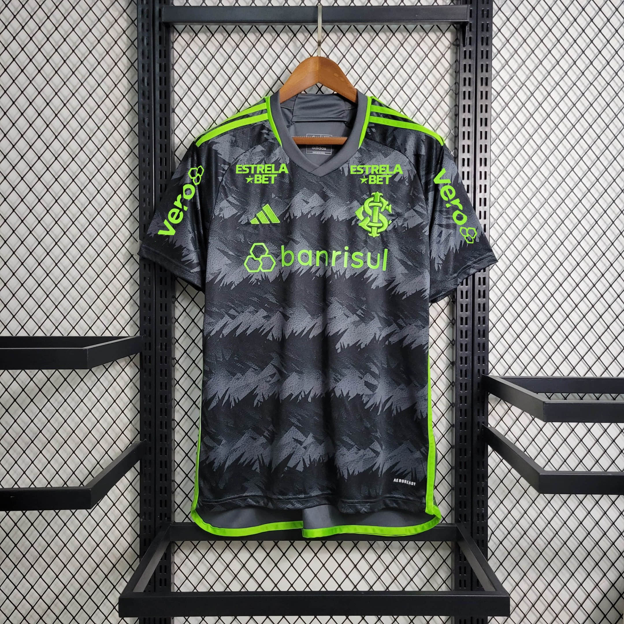 23/24 Internacional III Size S-4XL