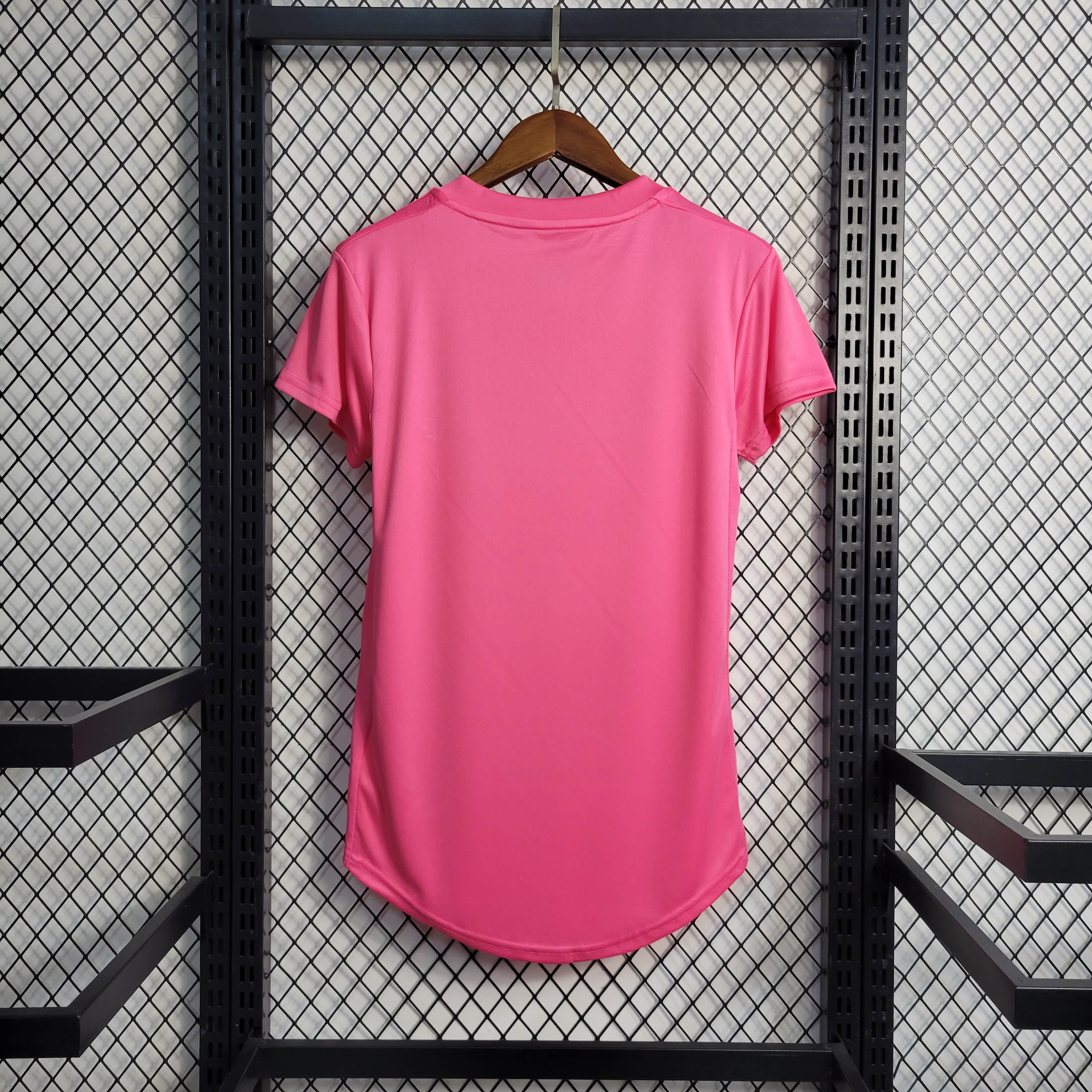 22/23 Women Internacional Pink Special Edition Size S-XL