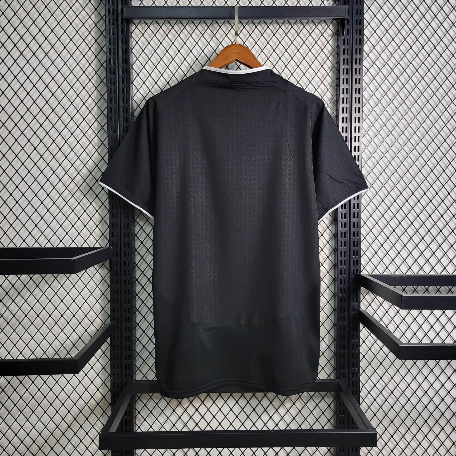 03/04 Retro Manchester United Away Jersey