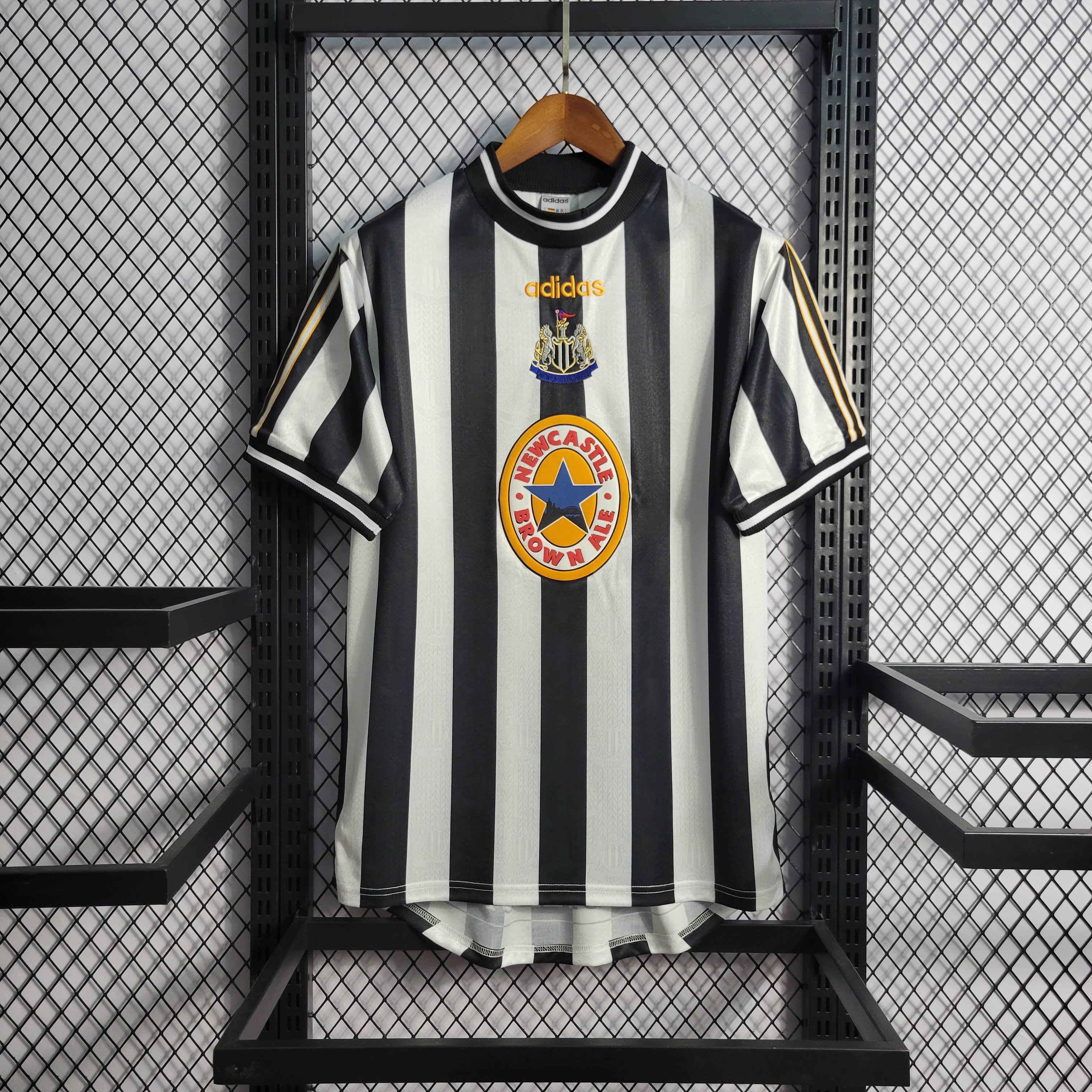 1995/97 Retro 1Newcastle United Home Jersey