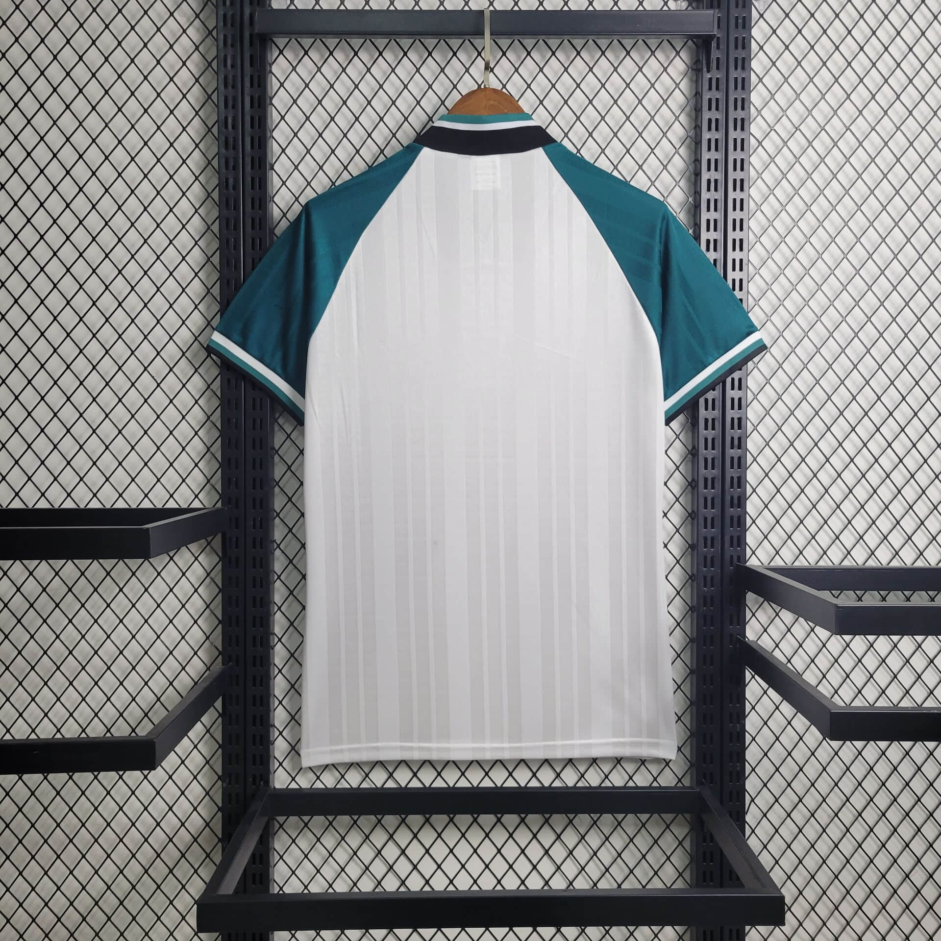 93/95 Retro Liverpool Away Jersey