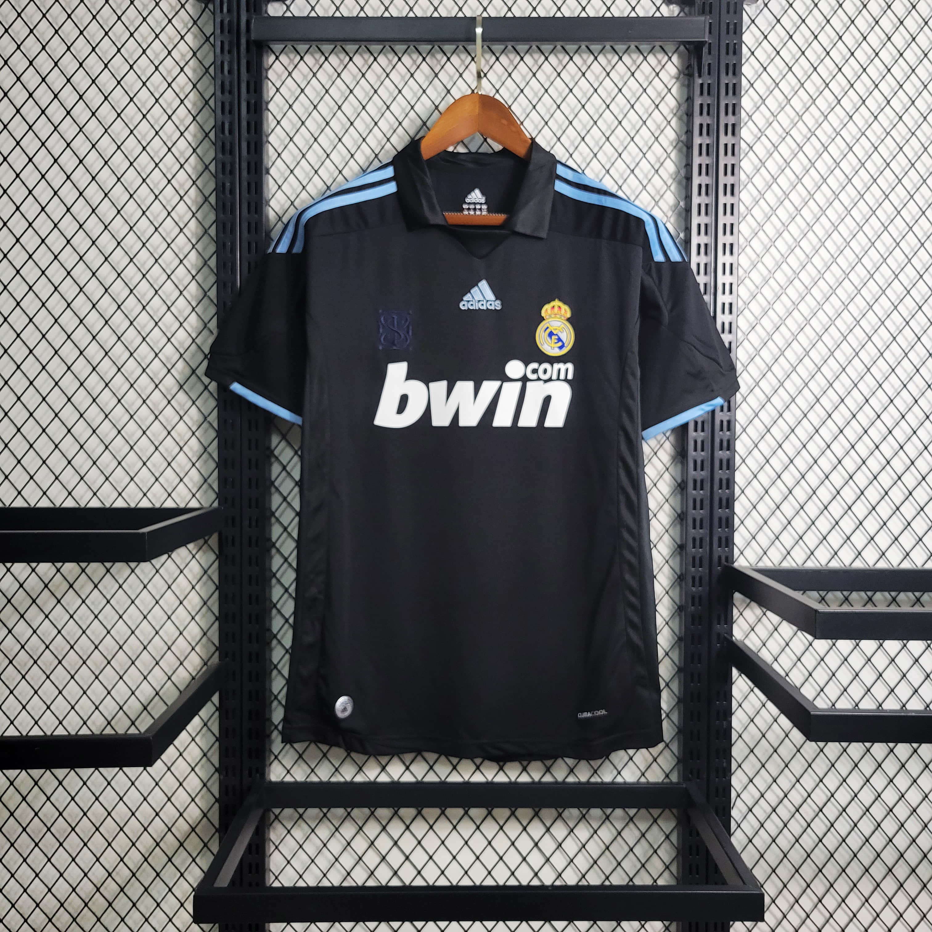 09/10 Retro Real Madrid Away Jersey