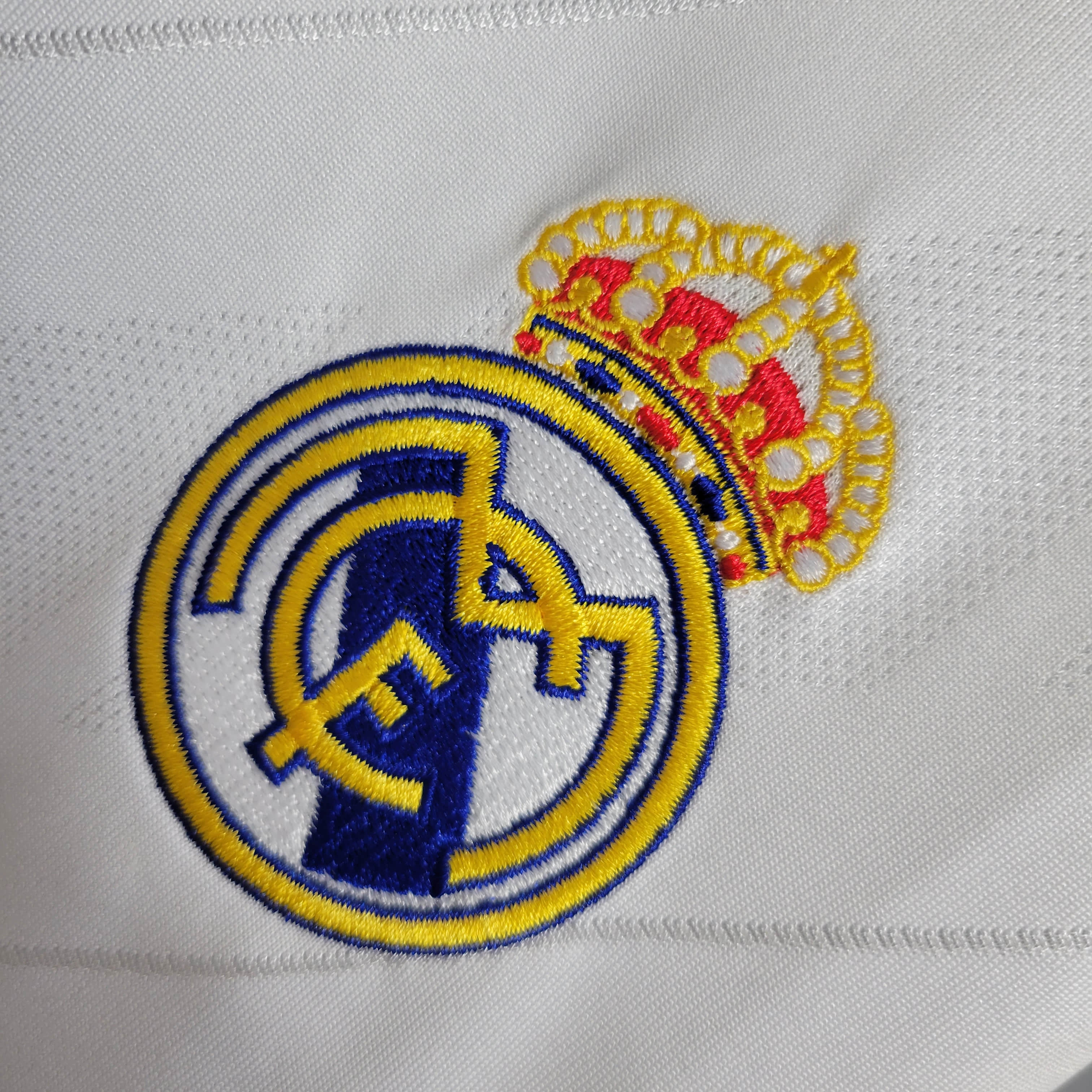 Retro 17/18 Real Madrid home