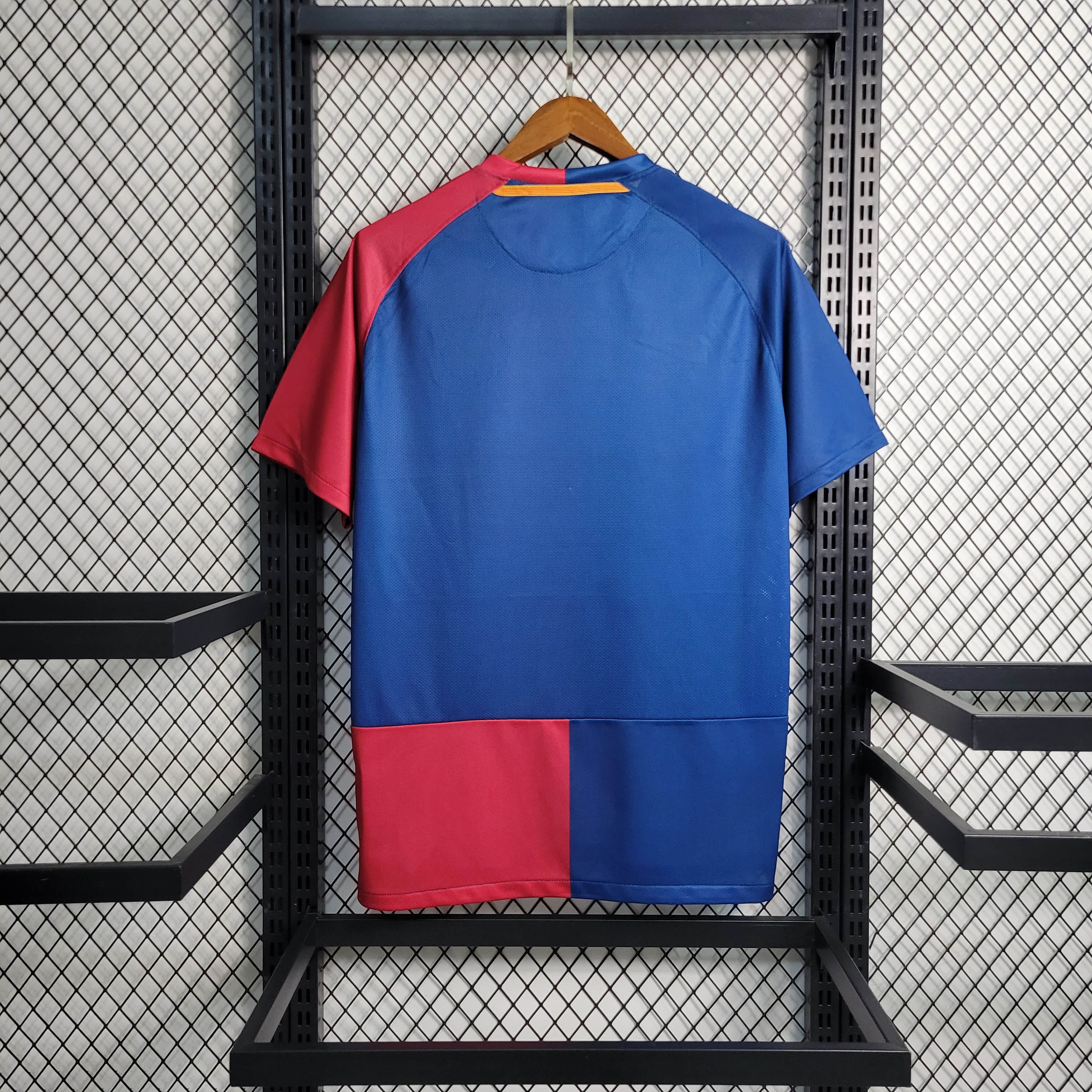 08/09 Retro Barcelona Home Jersey