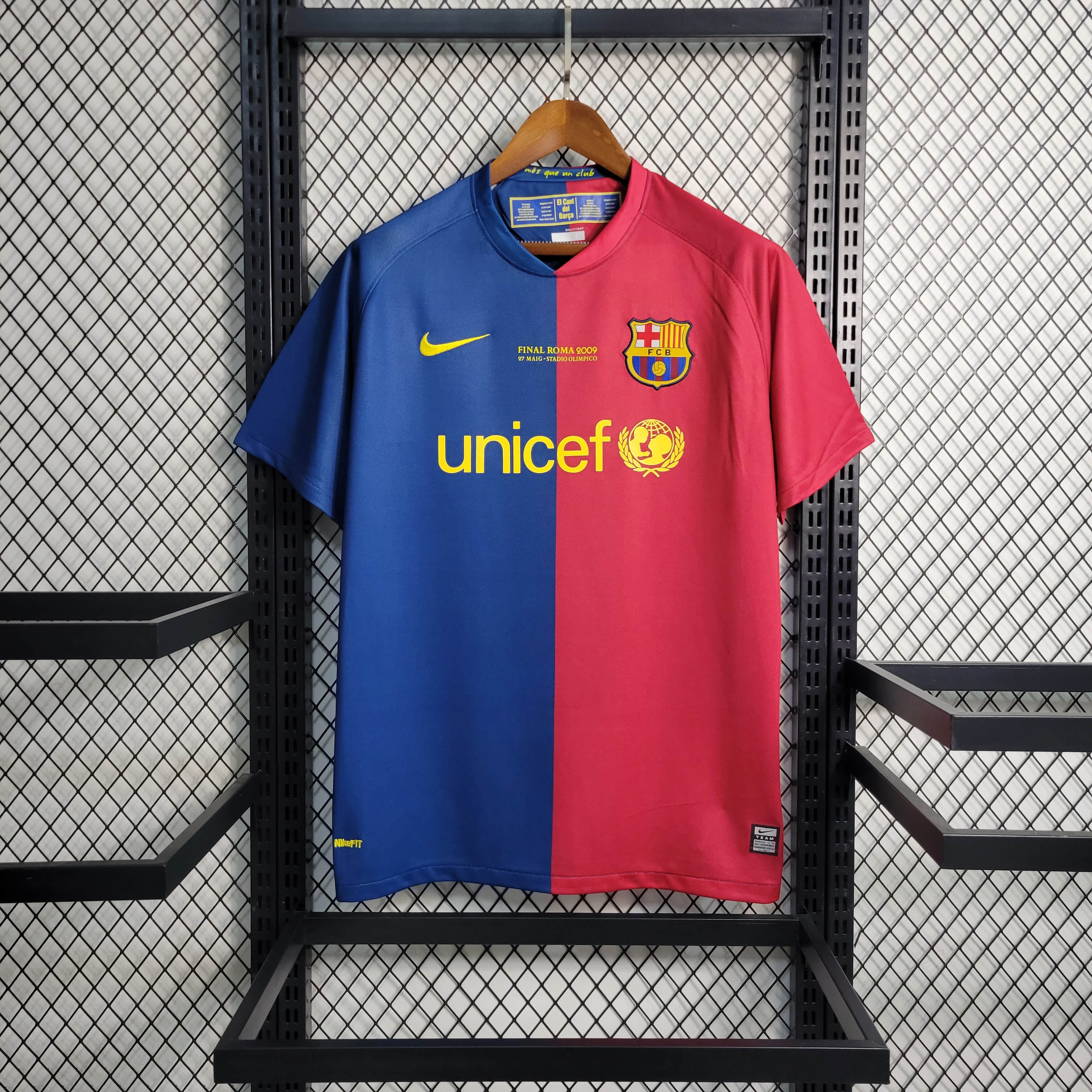 08/09 Retro Barcelona Home Jersey