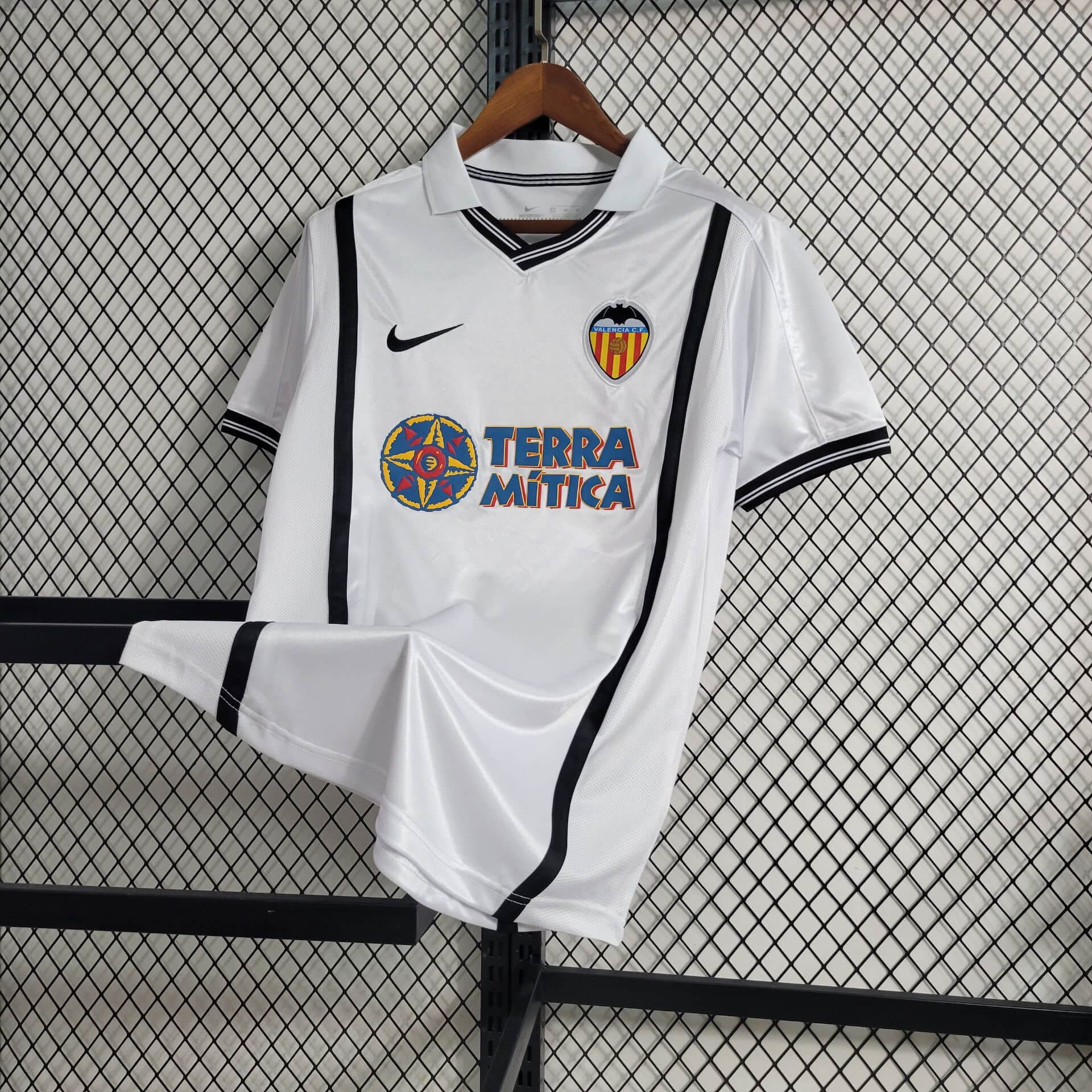 Retro 00/01 Club Valencia Home