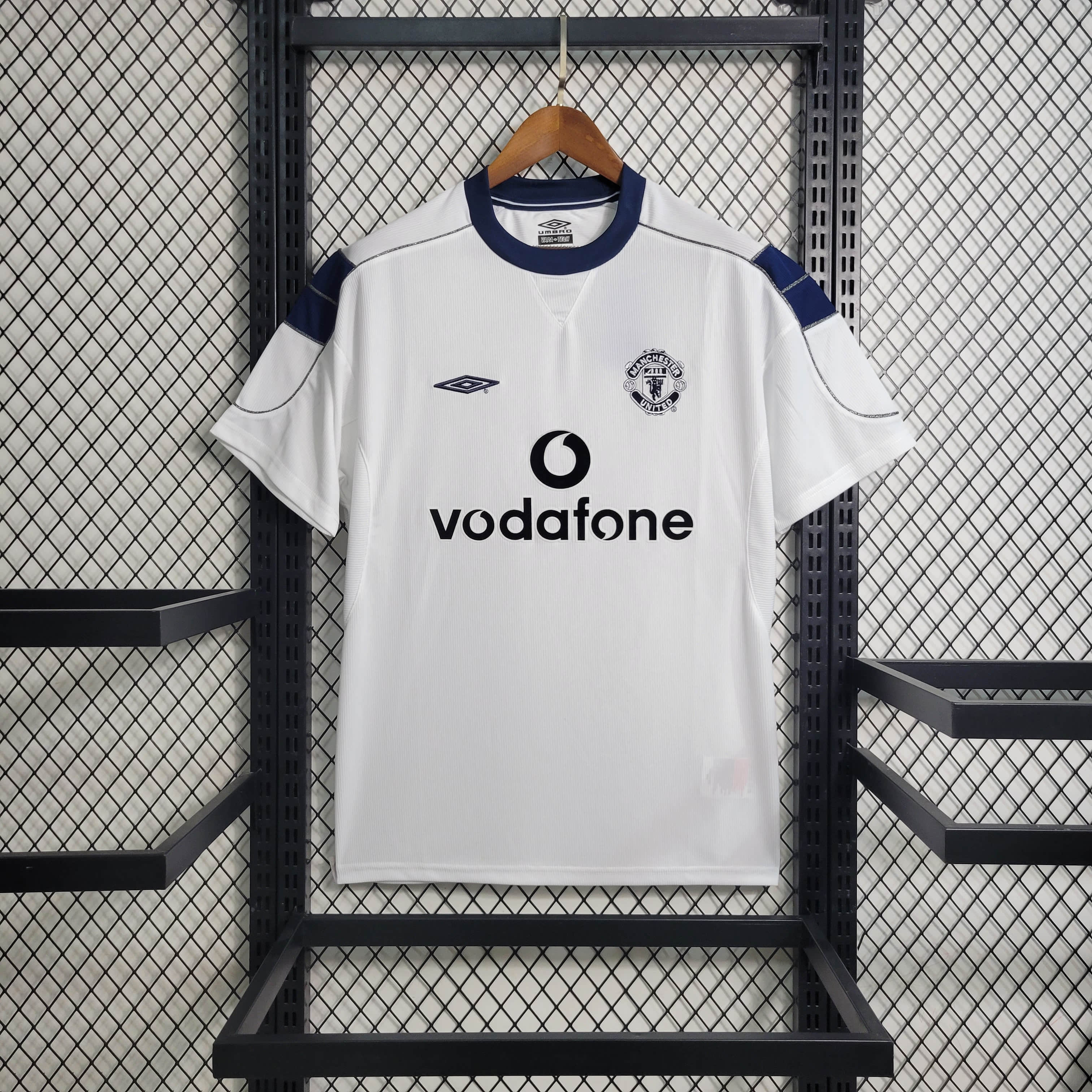 00/01 Retro Manchester United Away Jersey