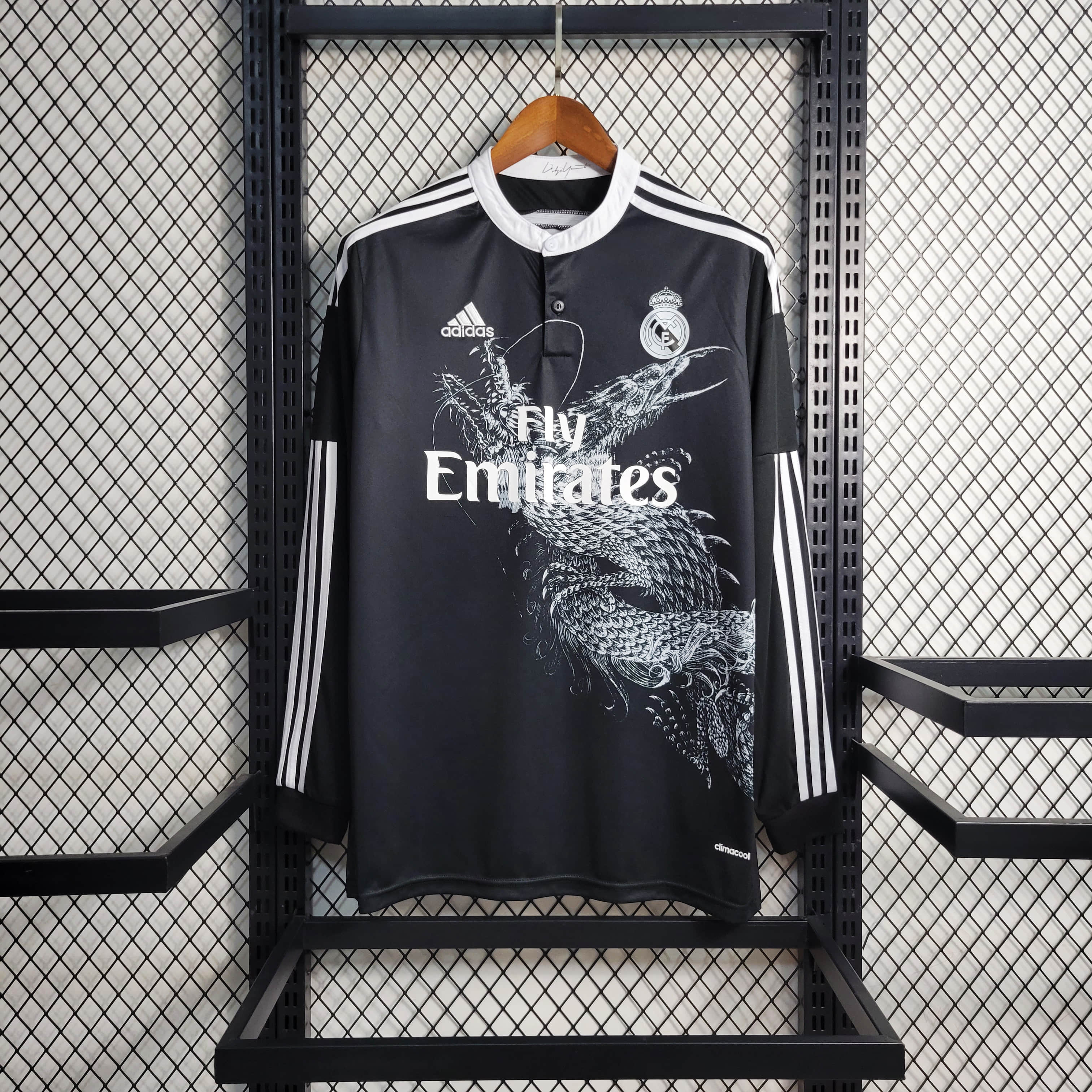 Retro 2014 Real Madrid second guest