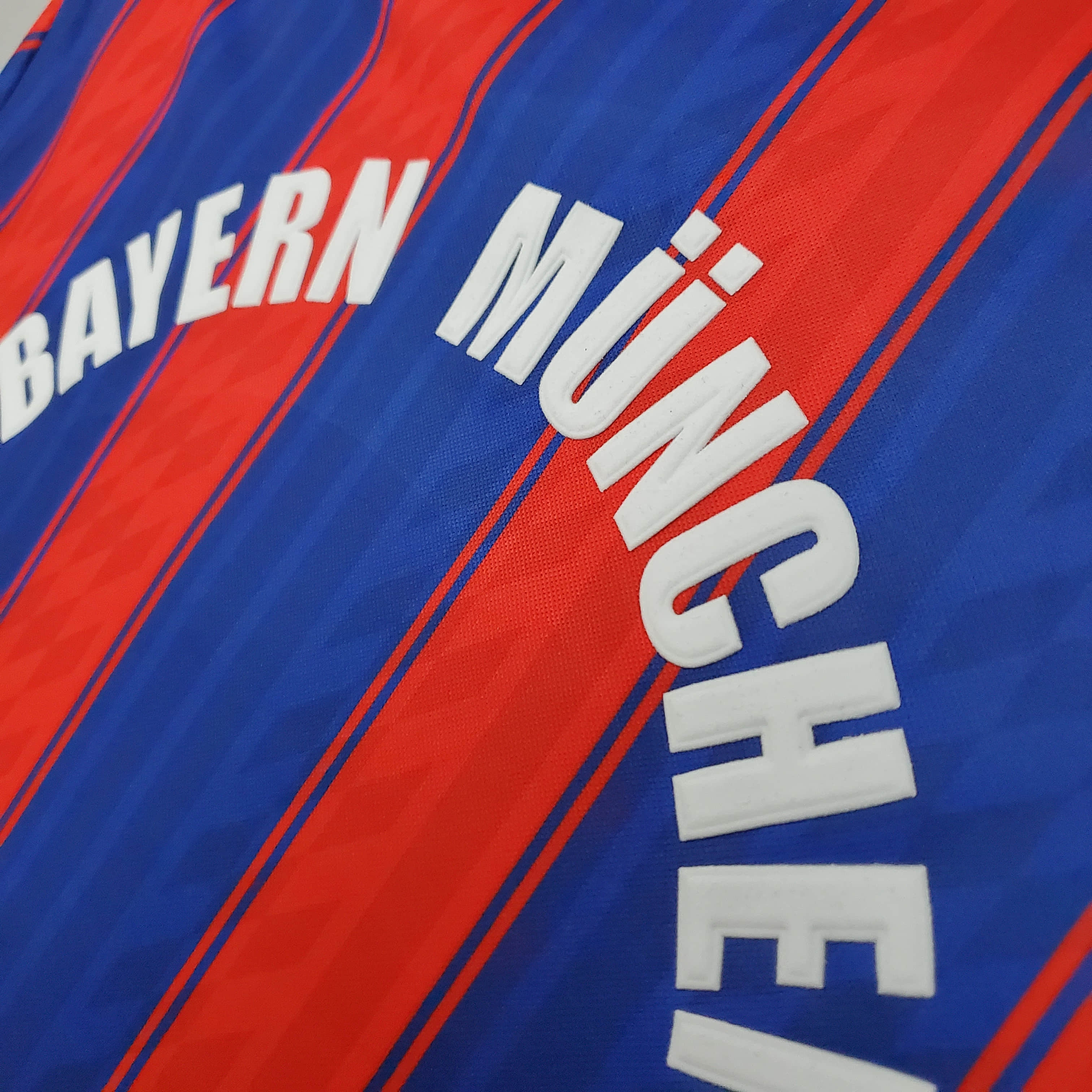 Retro Bayern Munchen 95/97 home S-XXL