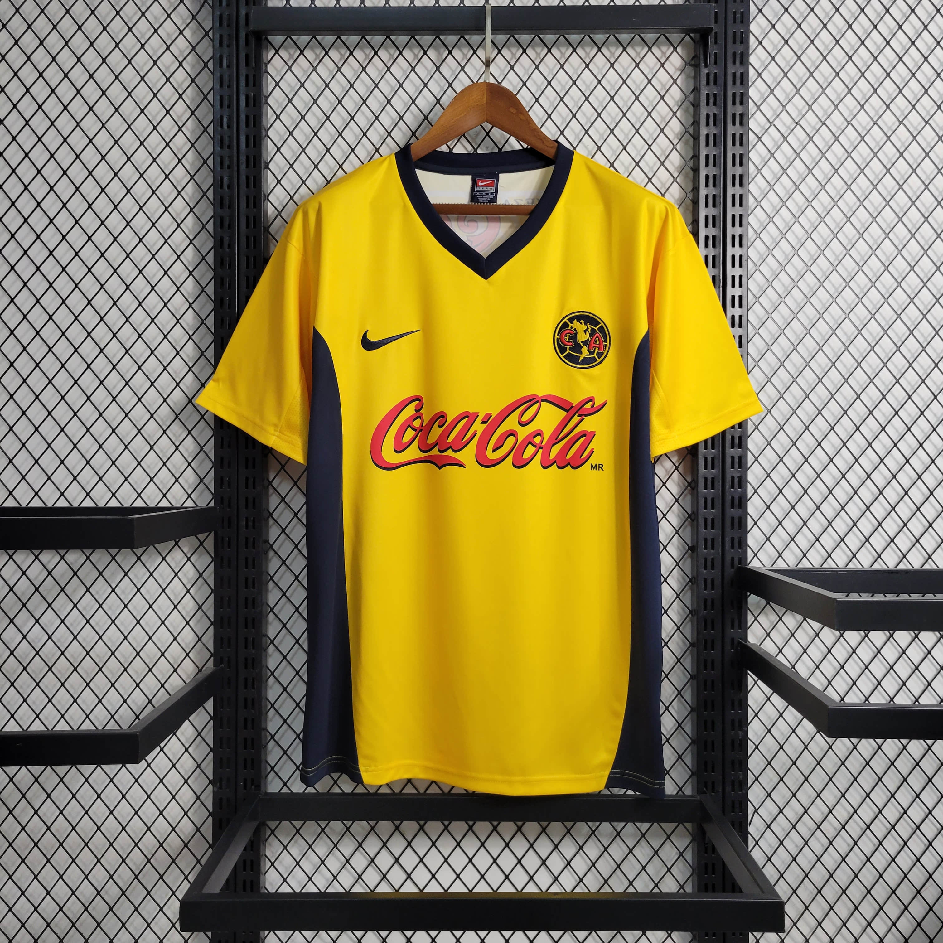 Retro 00/91 Club América Home Size S-2XL