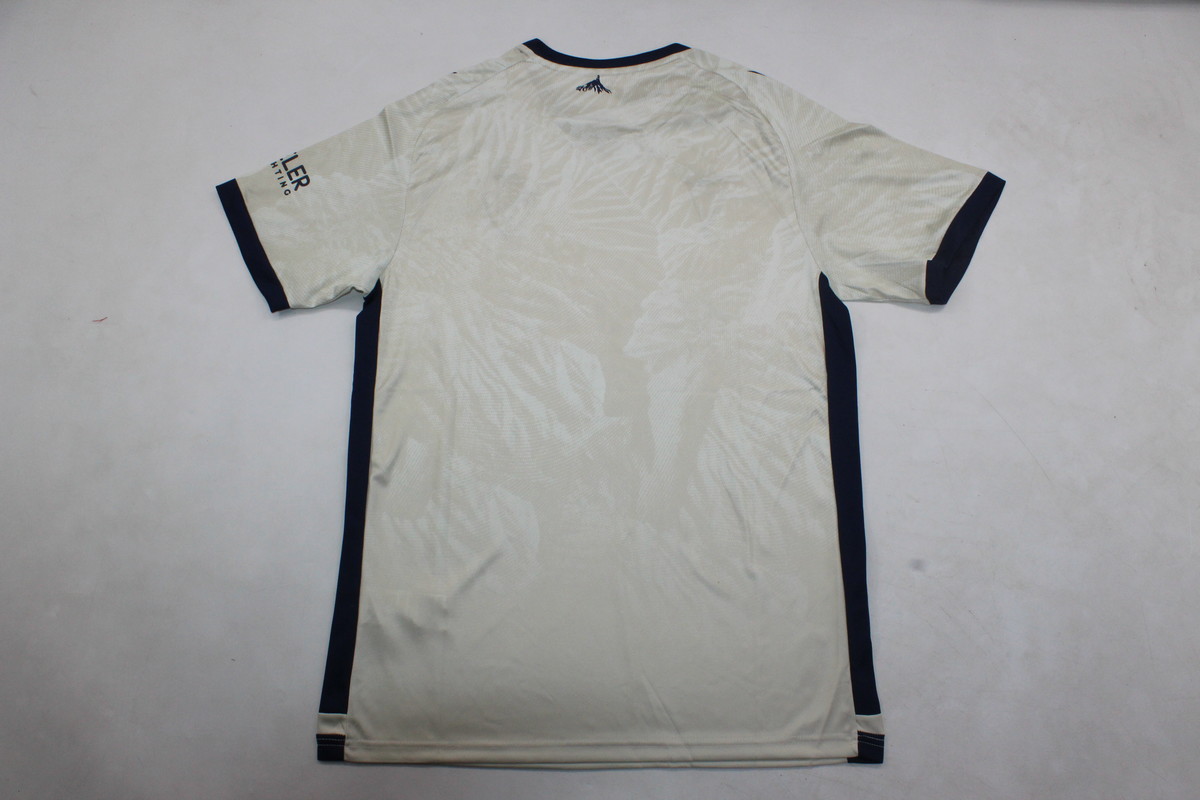 Osasuna 24-25 away