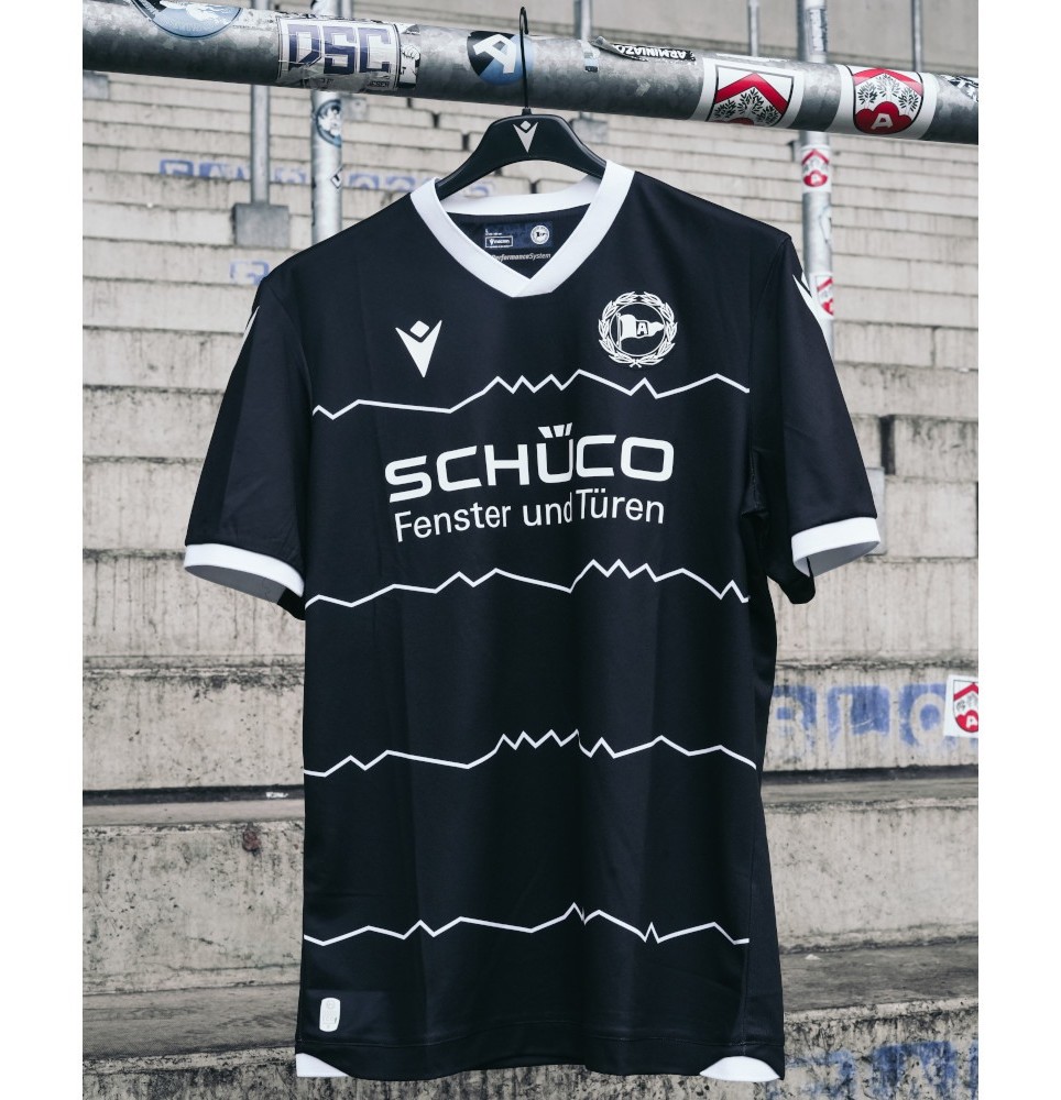 Arminia Bielefeld 24/25 away jersey