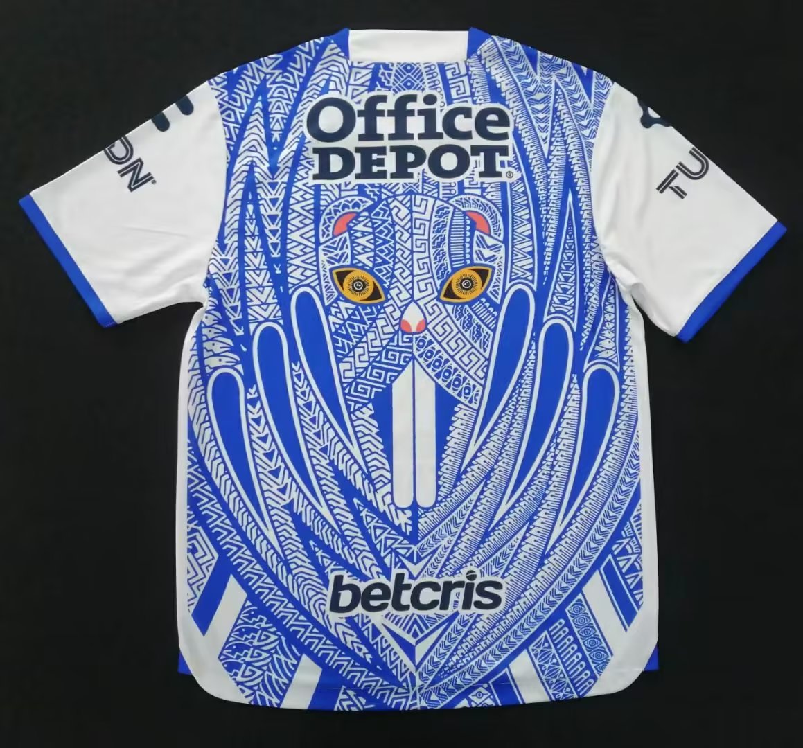 22-23 Pachuca White Special Edition