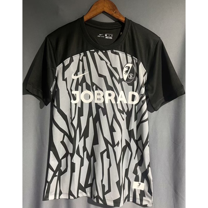 23 24 Freiburg Away