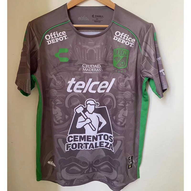 24-25 León third away jersey