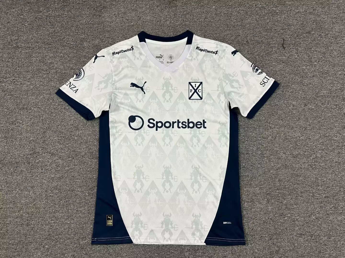 Independiente 25-26 away S-4XL