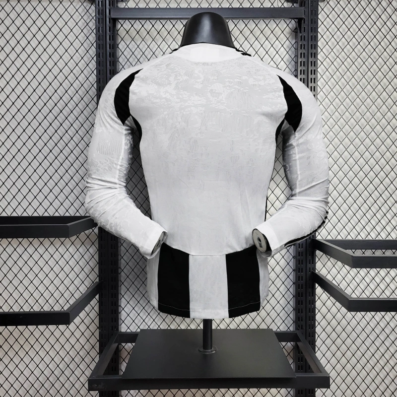 24/25 Juventus Home Jersey